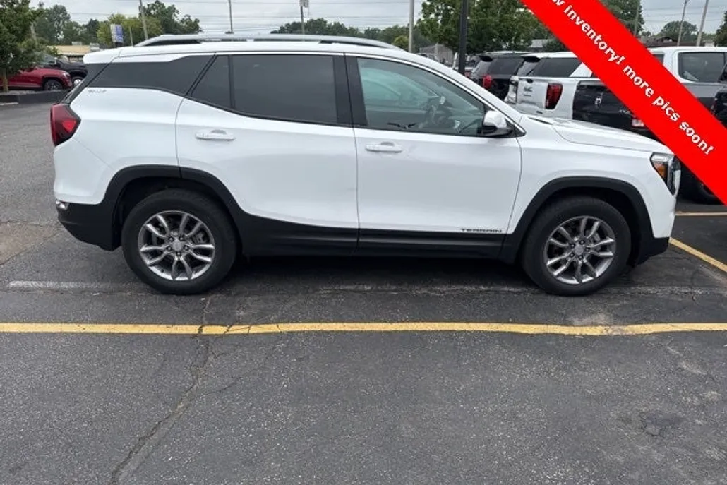 2022 Gmc Terrain SLT photo 1