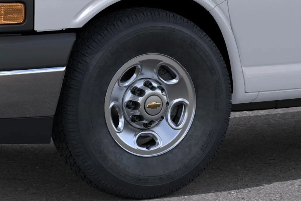 2025 Chevrolet Express Cargo 3500 photo 1