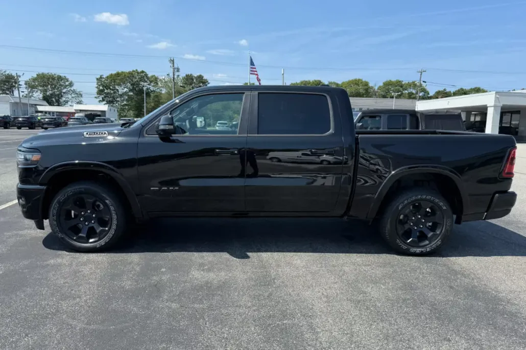 2026 Ram 1500 Big Horn photo 1