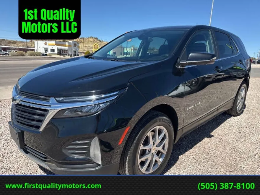 2023 Chevrolet Equinox LT photo 1