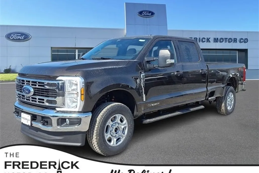 2025 Ford F-250 photo 1