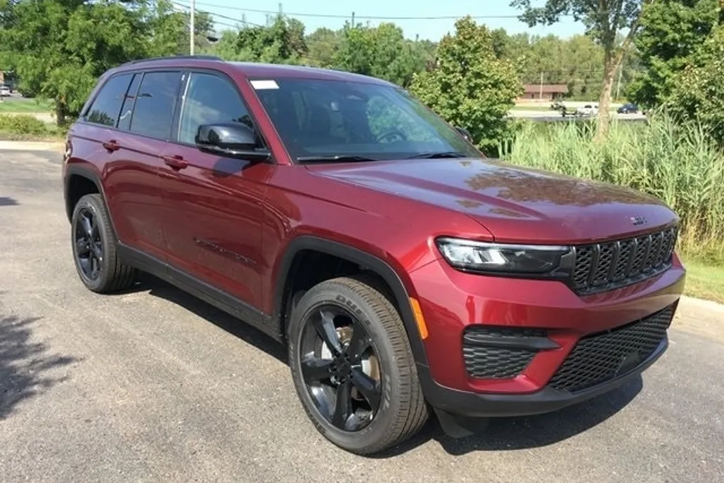 2024 Jeep Grand Cherokee Altitude X photo 1