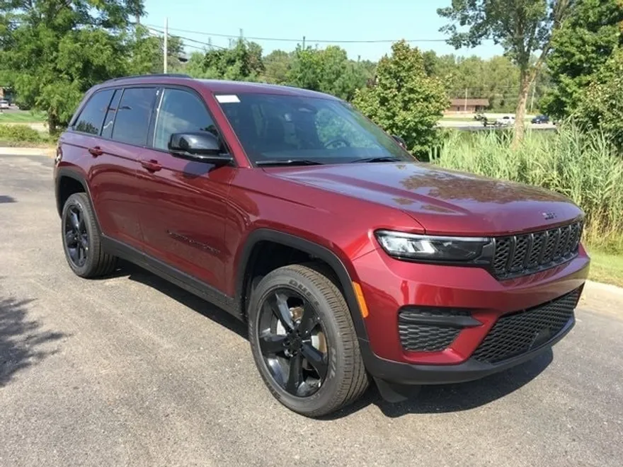 2024 Jeep Grand Cherokee Altitude X photo 1