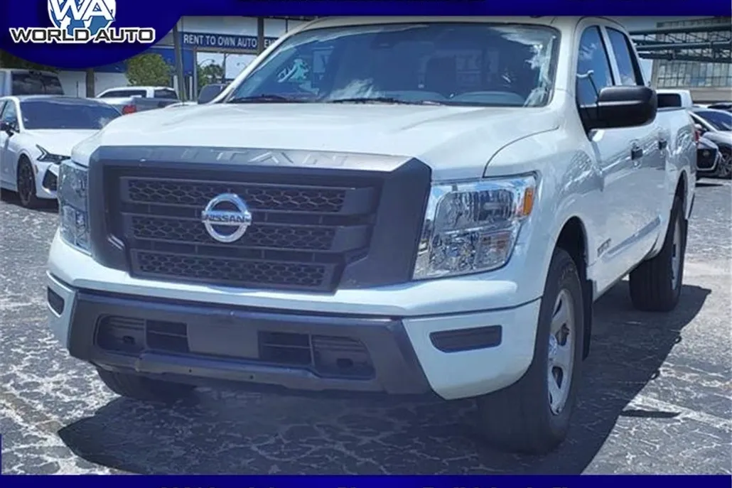 2021 Nissan Titan S photo 1