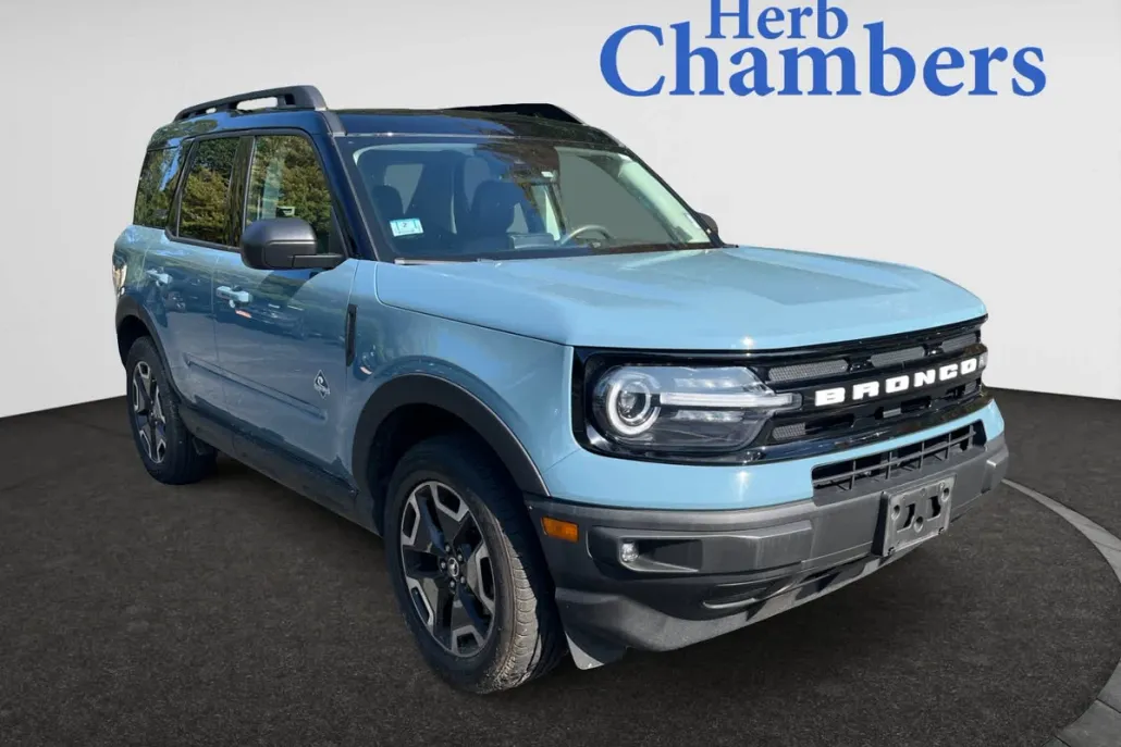 2022 Ford Bronco Sport Outer Banks photo 1