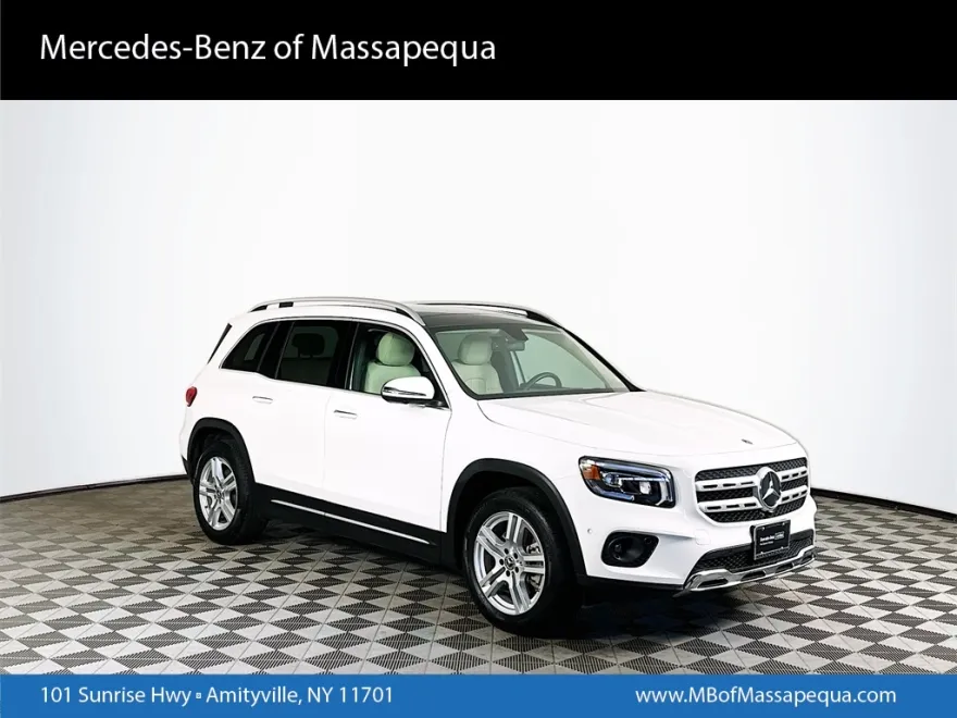 2022 Mercedes Benz GLB 250 4MATIC photo 1