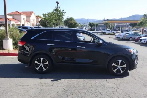 2018 Kia Sorento EX photo 2