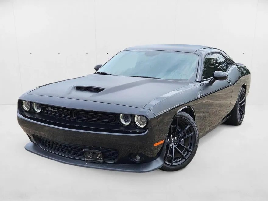 2021 Dodge Challenger R/T Scat Pack photo 1