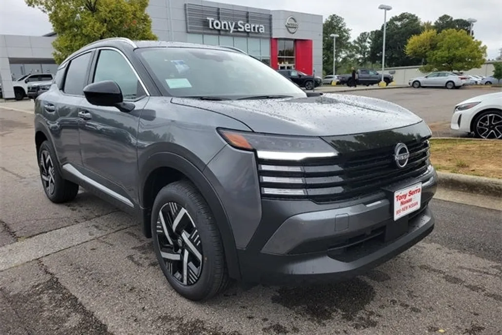 2026 Nissan Kicks SV photo 1
