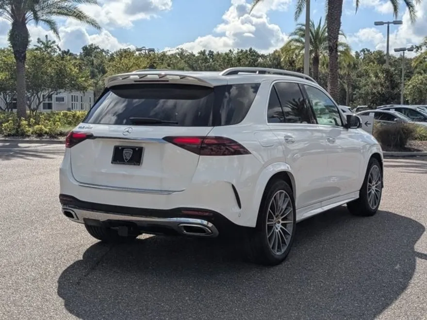 2025 Mercedes Benz GLE 350 4MATIC photo 1
