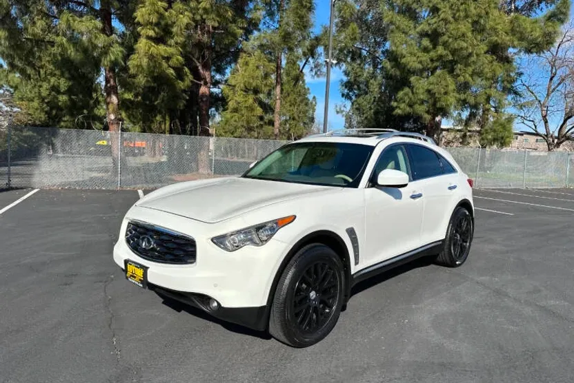 2011 Infiniti FX35 Base photo 1