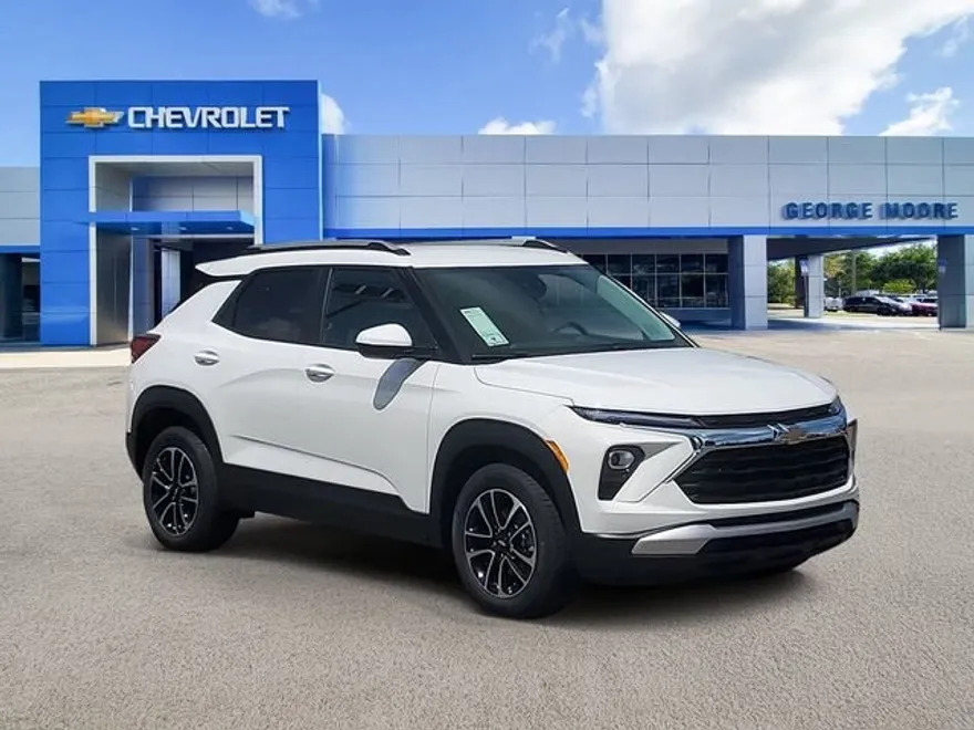 2026 Chevrolet Trailblazer LT photo 1