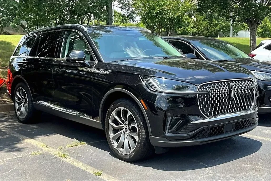 2025 Lincoln Aviator Reserve photo 1