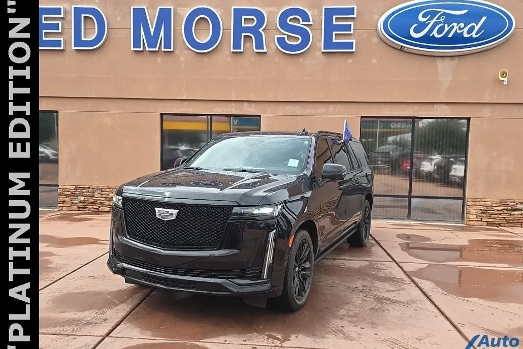 2023 Cadillac Escalade ESV Sport Platinum photo 1
