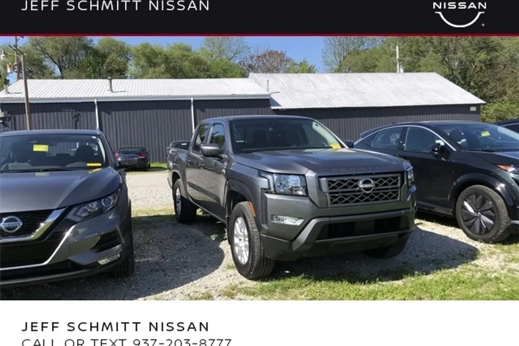 2024 Nissan Frontier SV photo 1