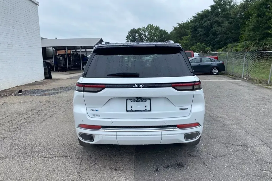2022 Jeep Grand Cherokee Summit Reserve 4xe photo 1