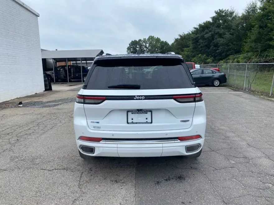 2022 Jeep Grand Cherokee Summit Reserve 4xe photo 1