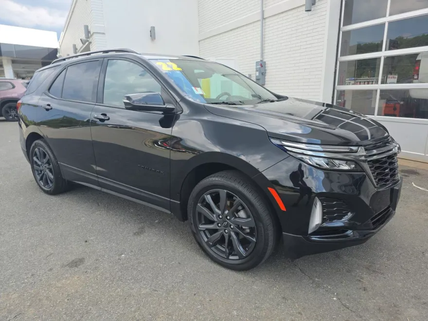 2022 Chevrolet Equinox RS photo 1