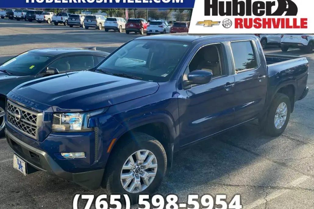 2022 Nissan Frontier SV Crew Cab photo 1
