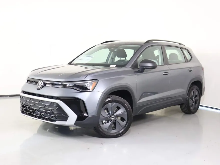 2025 Volkswagen Taos S photo 1