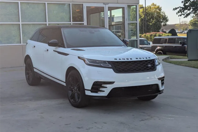 2022 Land Rover Range Rover Velar R-Dynamic S photo 1