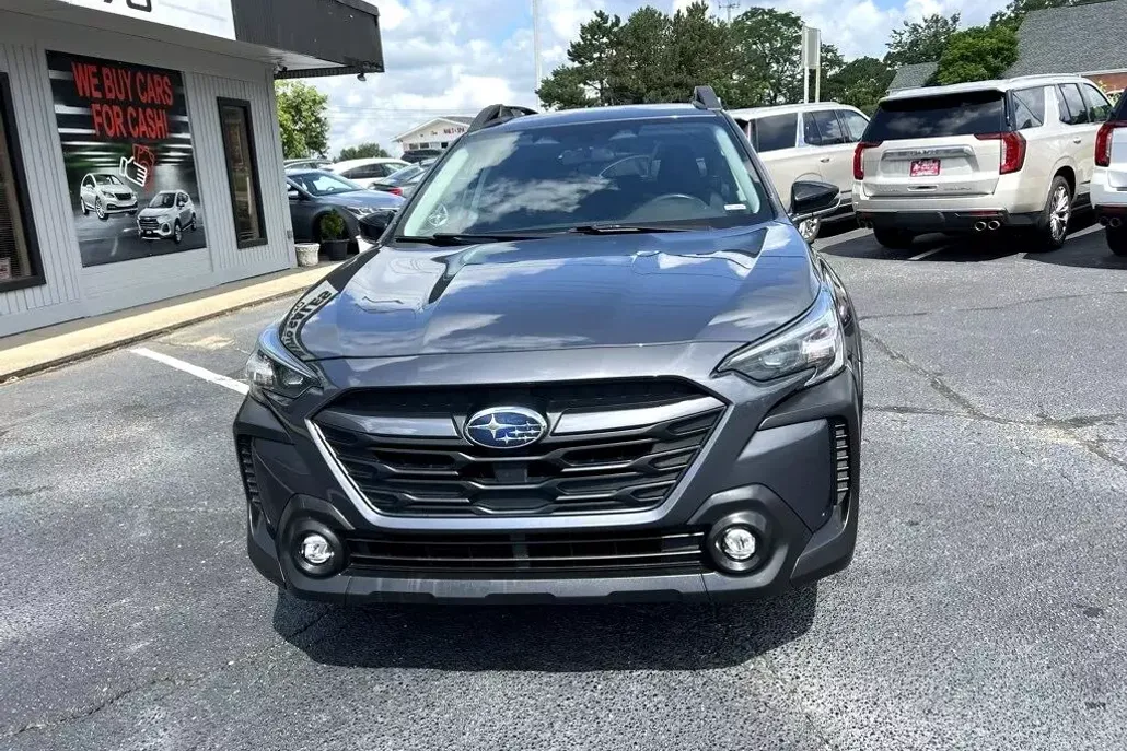 2023 Subaru Outback Premium photo 1