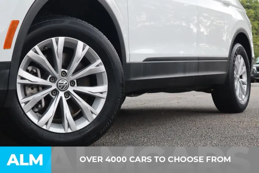 2020 Volkswagen Tiguan S photo 1