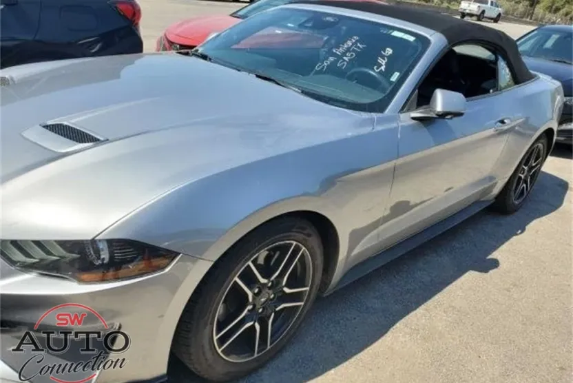 2023 Ford Mustang EcoBoost Premium photo 1