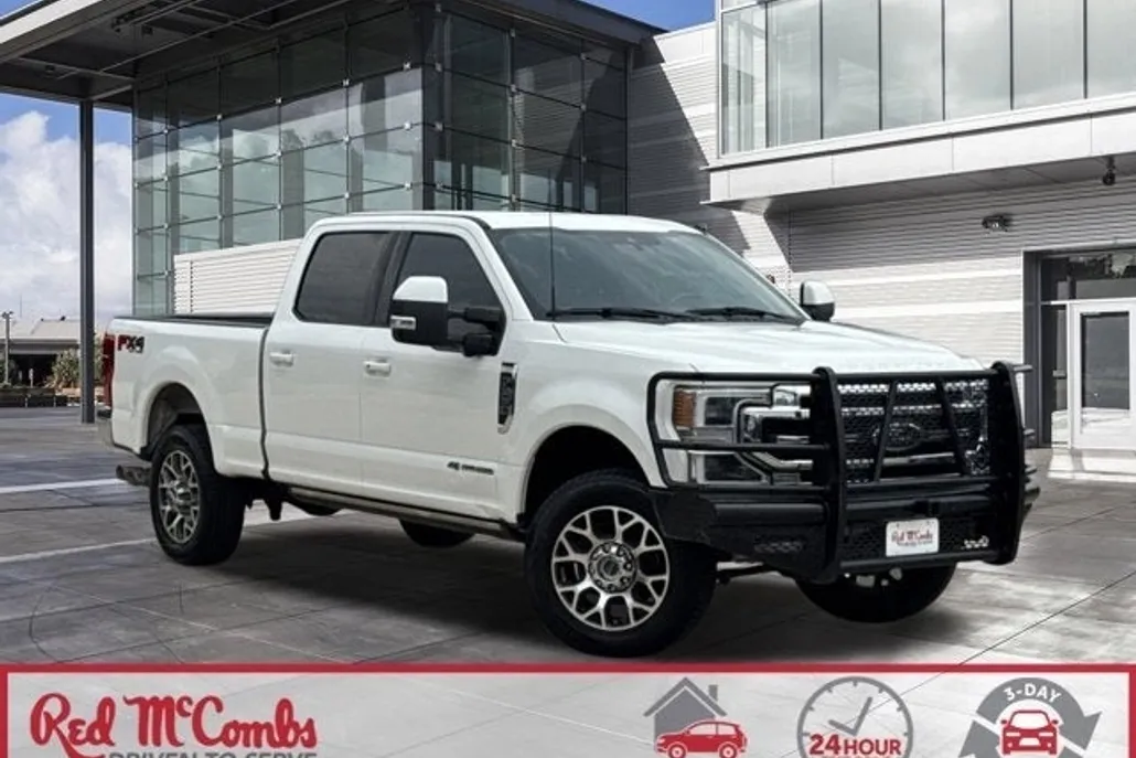 2021 Ford F-350 Lariat photo 1