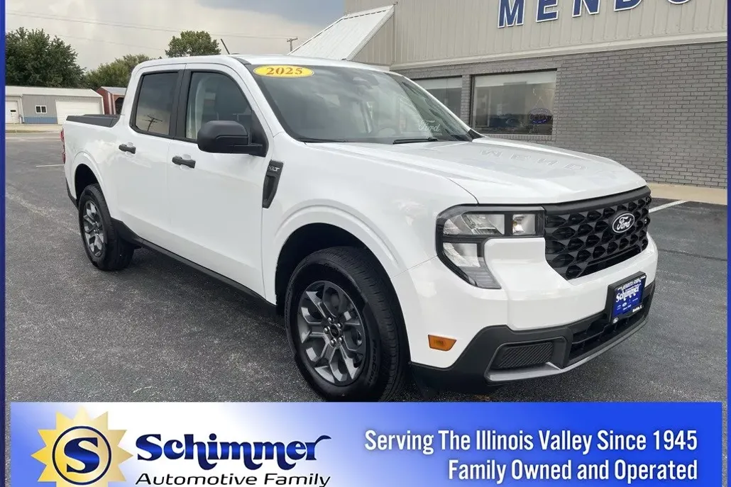 2025 Ford Maverick XLT photo 1