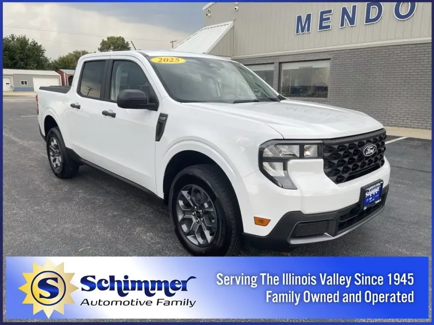 2025 Ford Maverick XLT photo 1