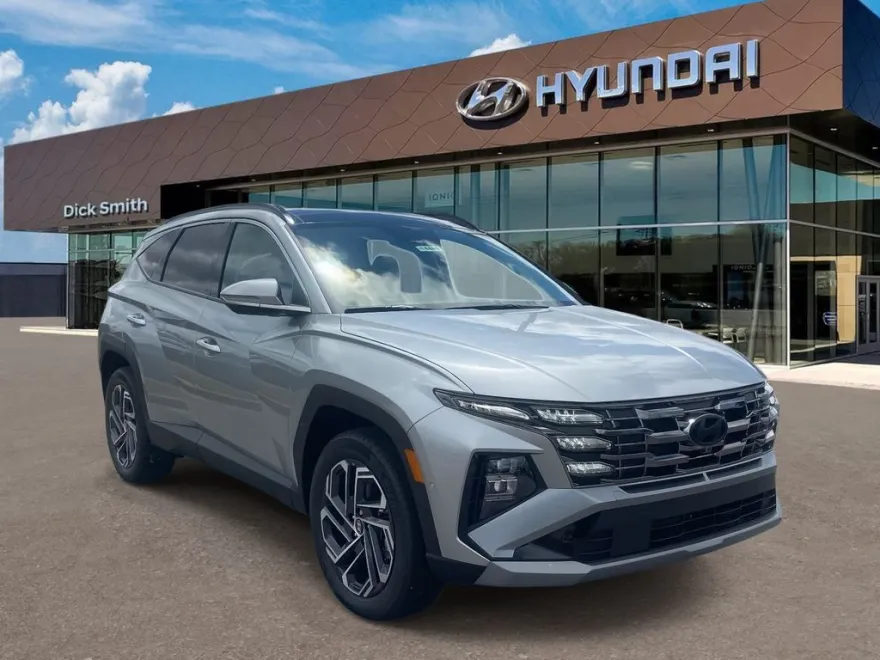 2025 Hyundai Tucson Hybrid Limited photo 1