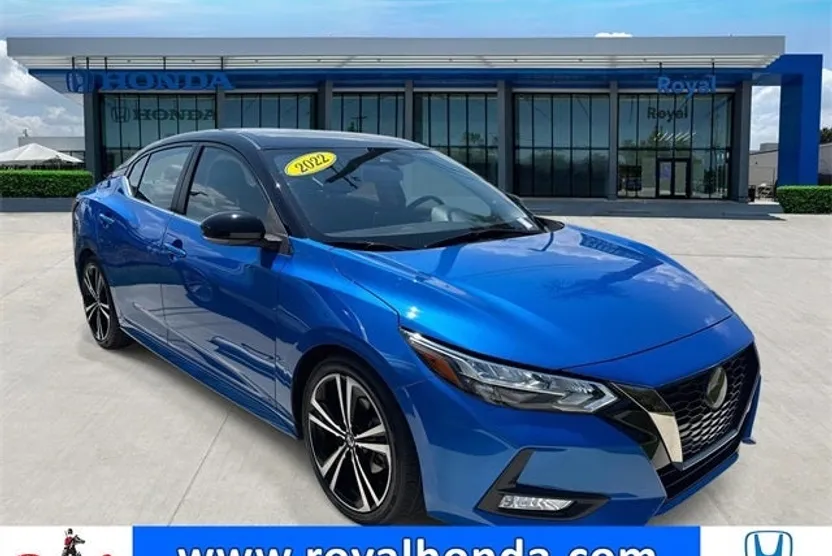 2022 Nissan Sentra SR photo 1