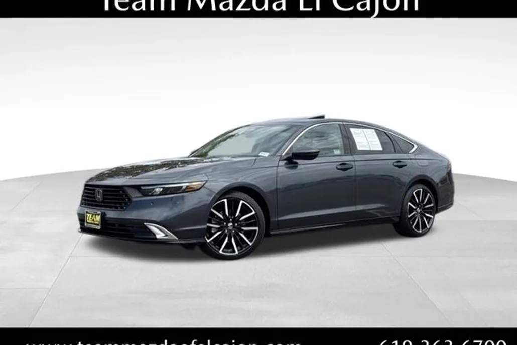 2023 Honda Accord Hybrid Touring photo 1