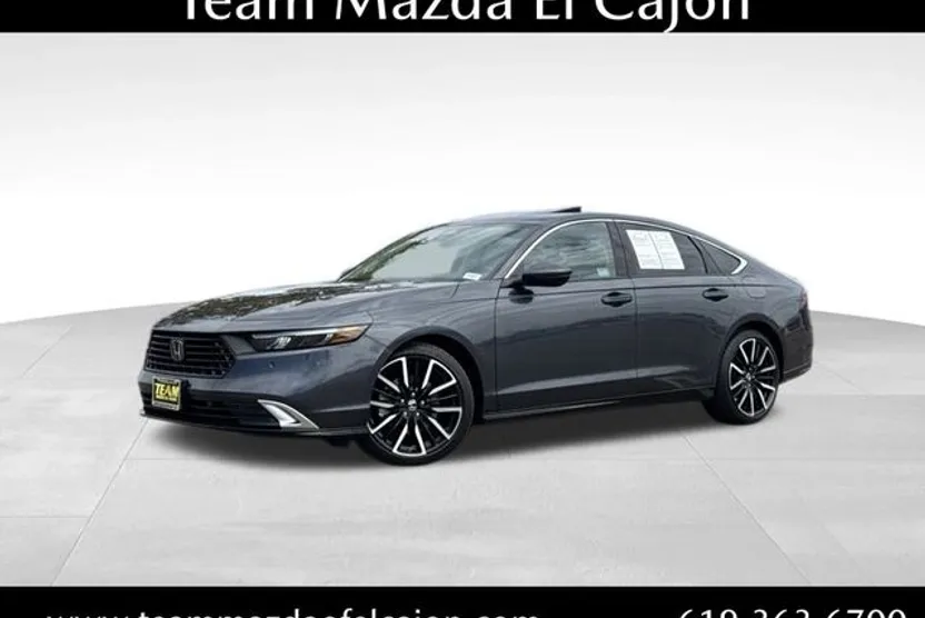 2023 Honda Accord Hybrid Touring photo 1