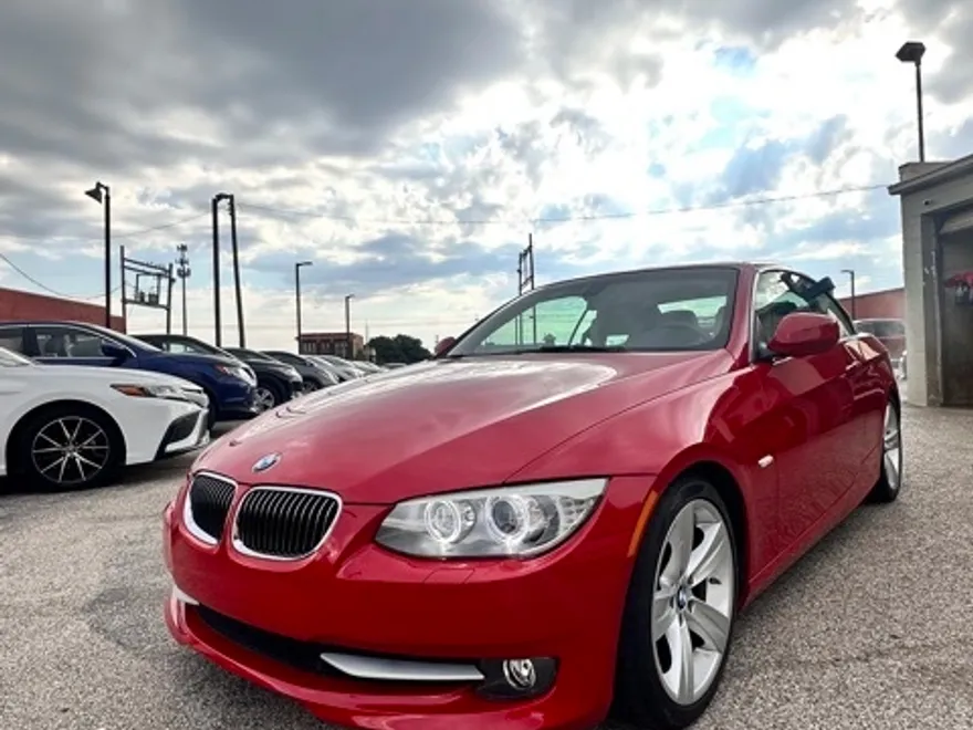 2011 Bmw 328i 3-series photo 1