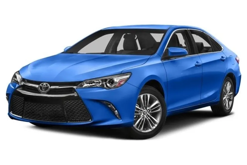 2016 Toyota Camry SE photo 1