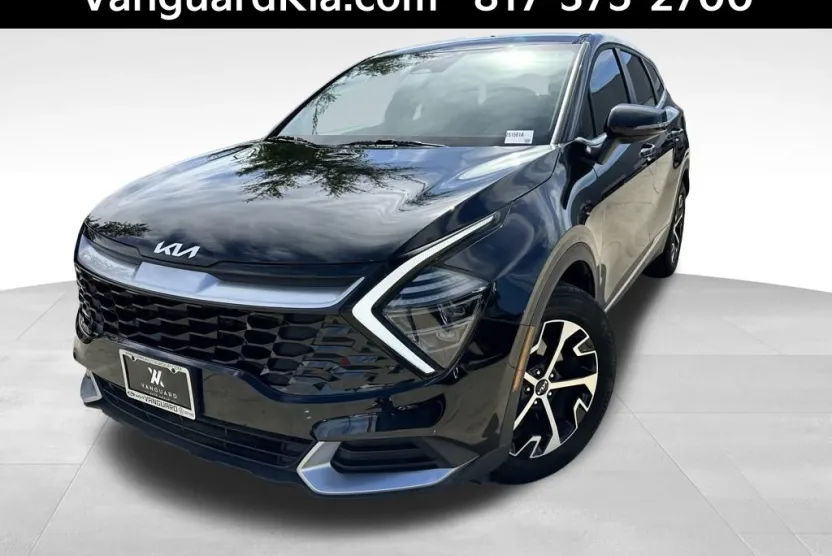 2024 Kia Sportage EX photo 1