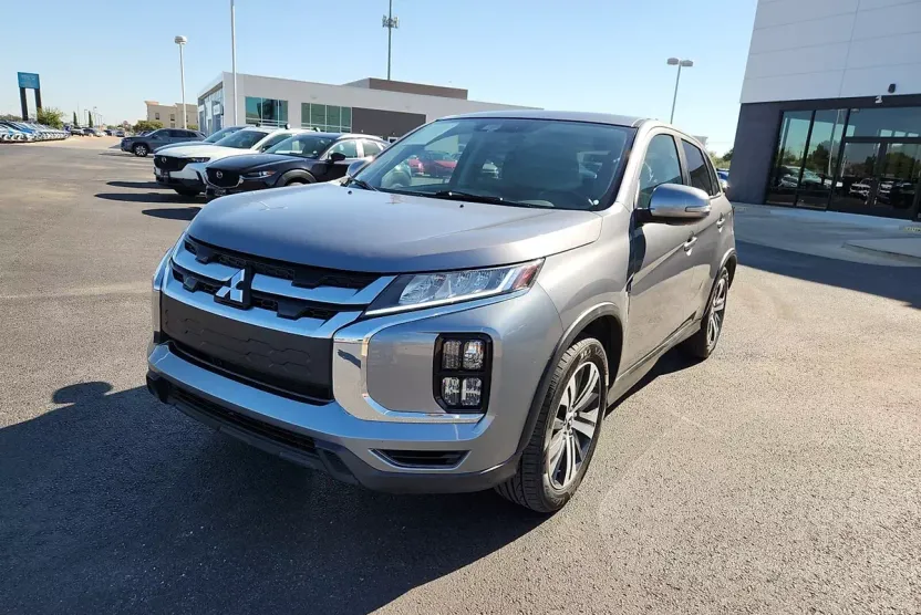 2021 Mitsubishi Outlander Sport SE photo 1