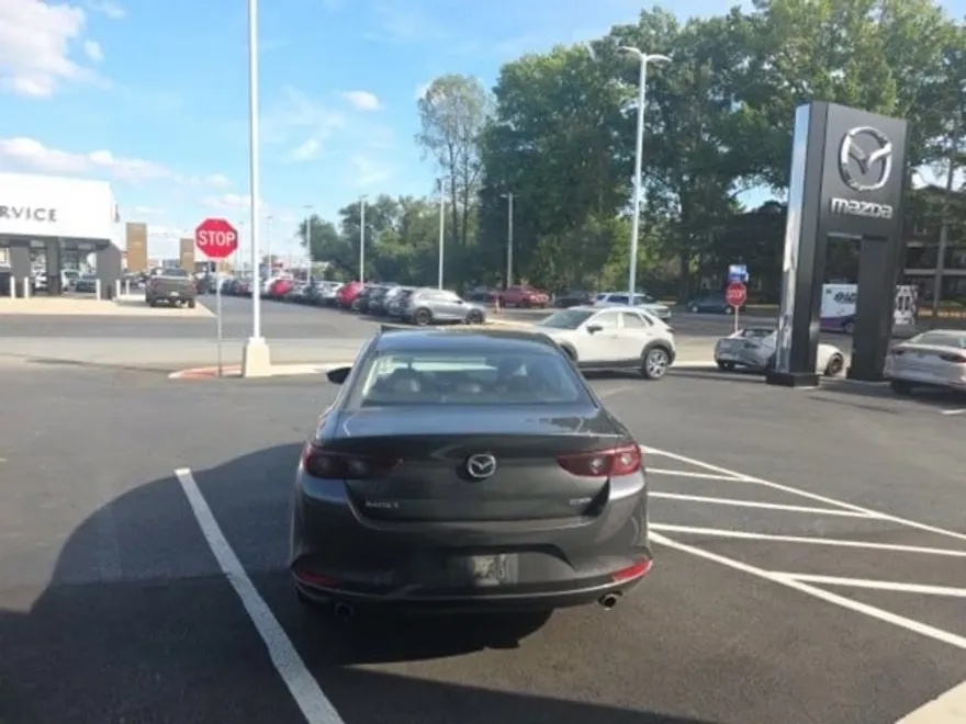2022 Mazda Mazda3 Sedan Preferred photo 1