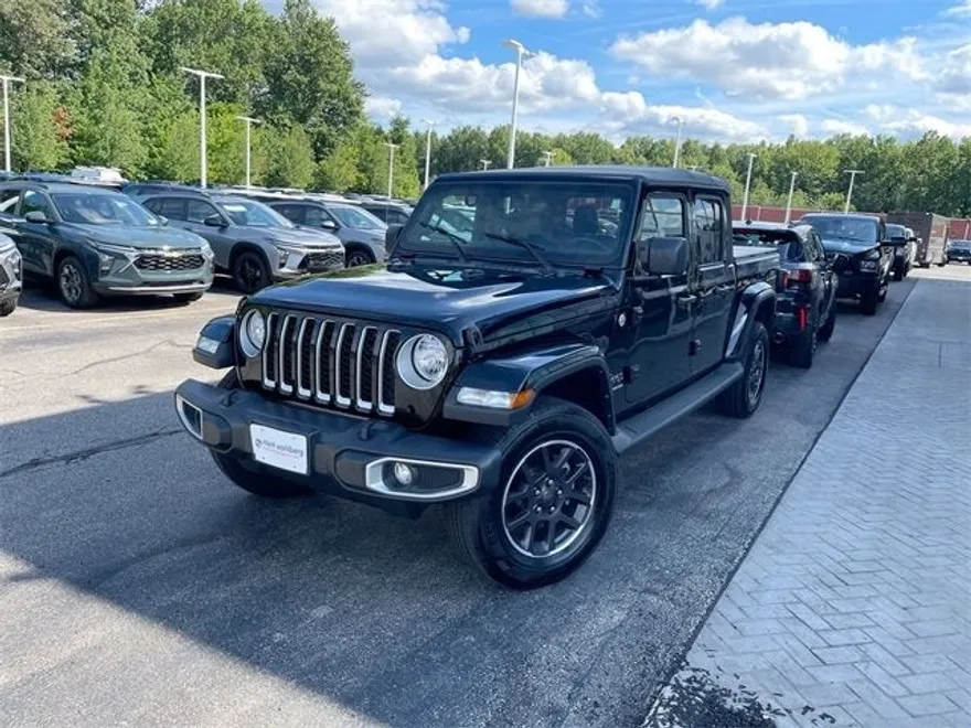 2022 Jeep Gladiator Overland photo 1