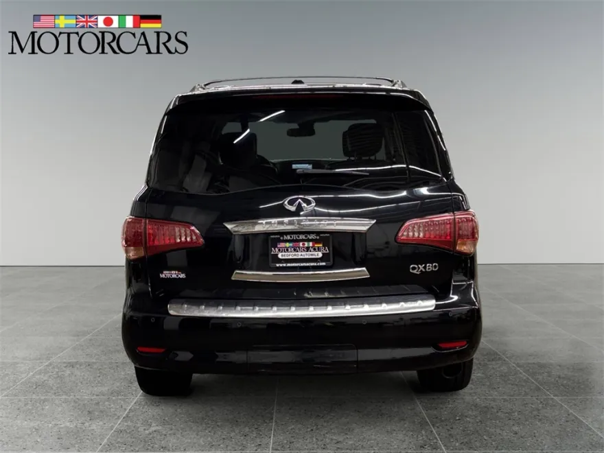 2016 Infiniti QX80 Base photo 1