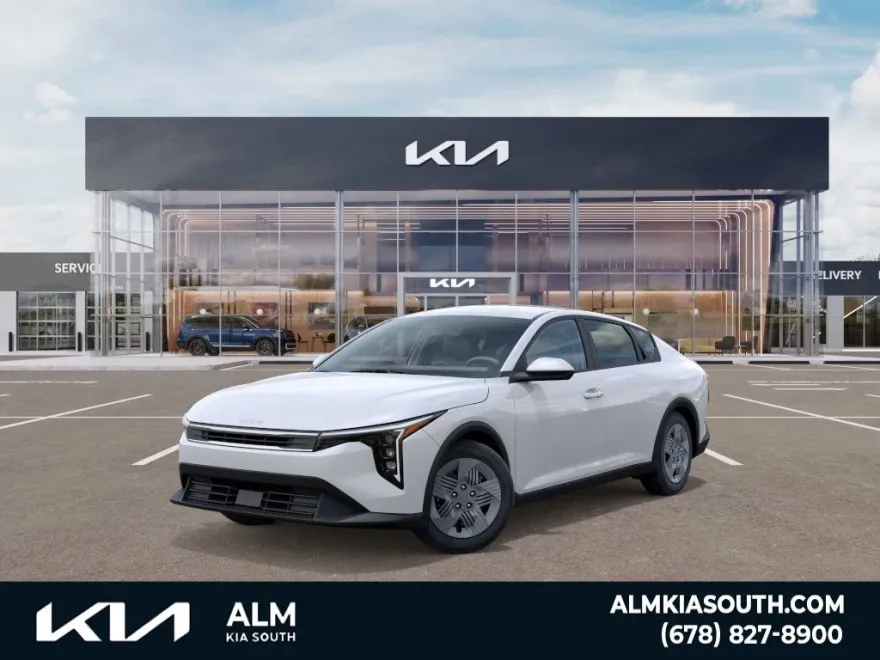 2025 Kia K4 LX photo 1