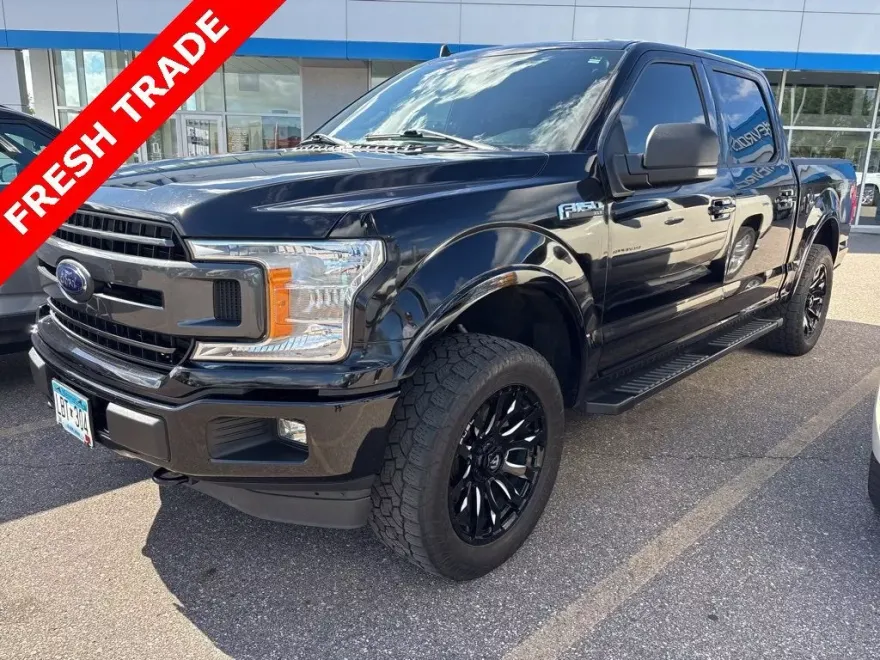 2020 Ford F-150 XLT photo 1