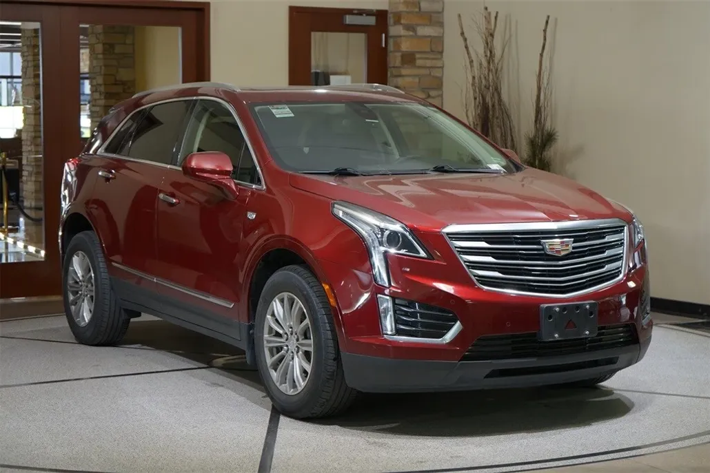 2018 Cadillac XT5 Luxury photo 1