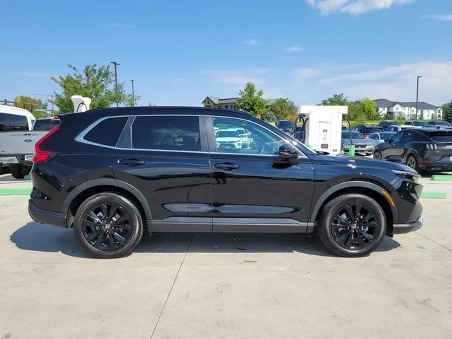 2023 Honda CR-V Hybrid Sport Touring photo 1