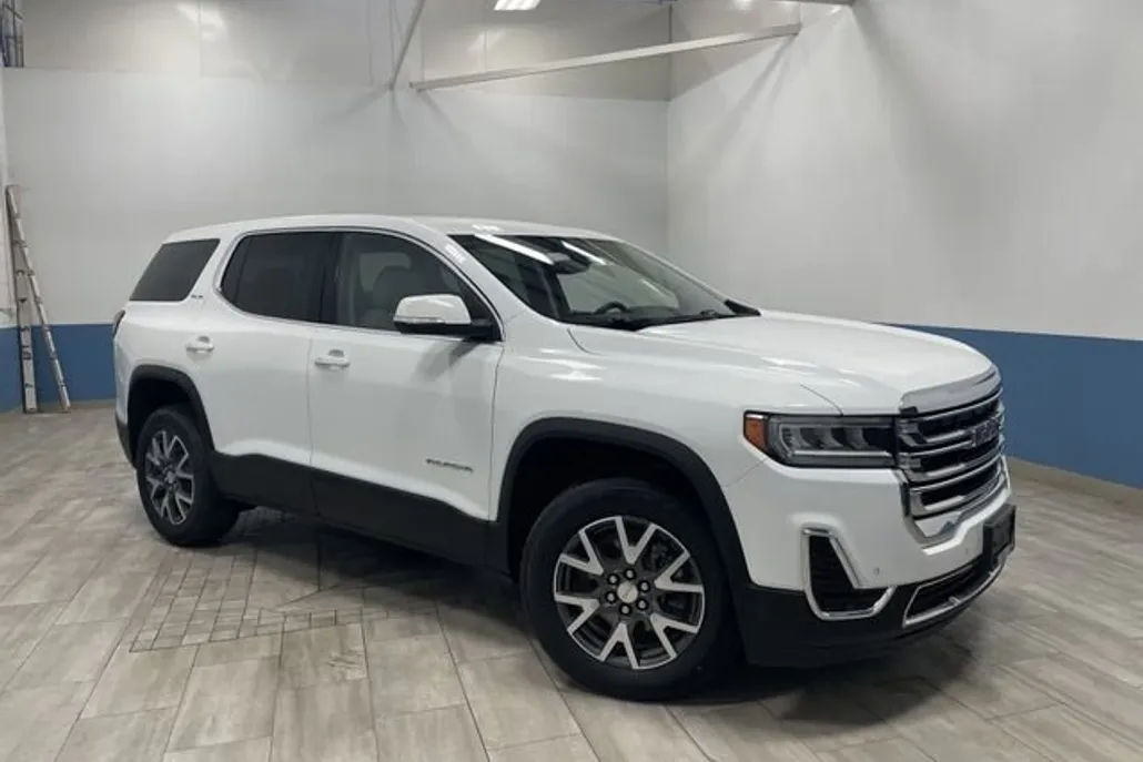 2023 Gmc Acadia SLE photo 1