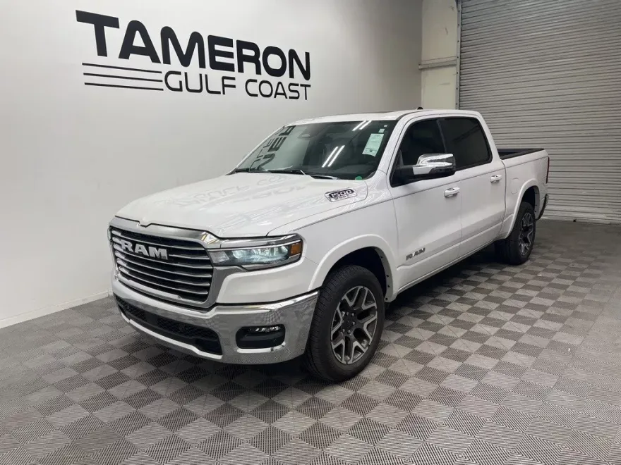 2025 Ram 1500 Laramie photo 1