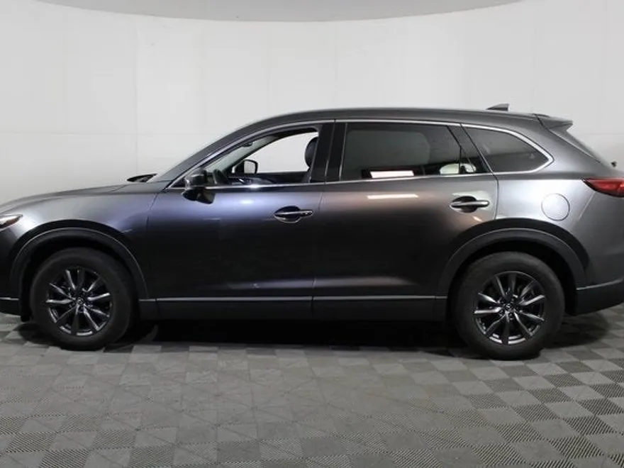 2022 Mazda CX-9 Touring photo 1