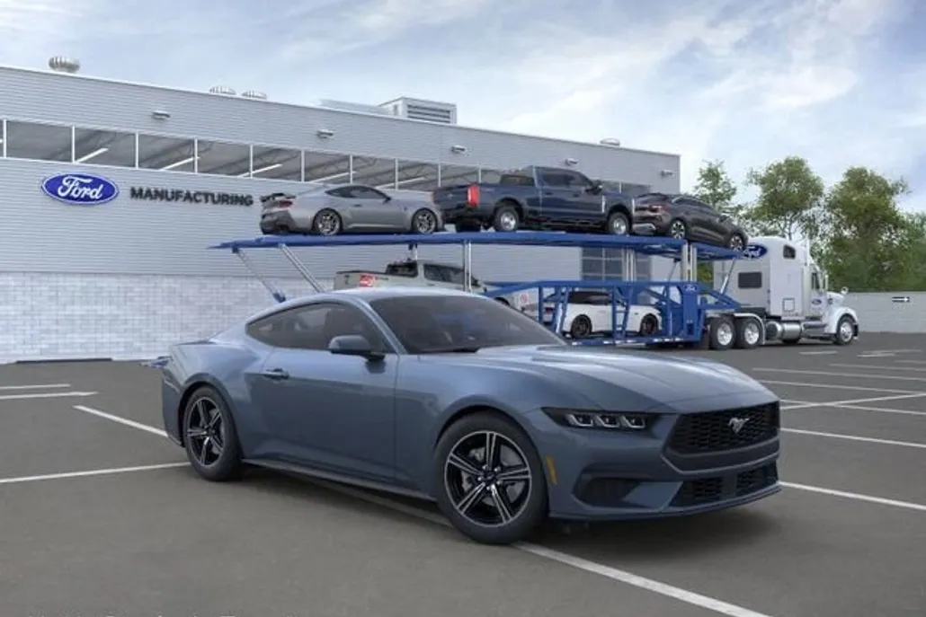 2025 Ford Mustang EcoBoost Premium photo 1